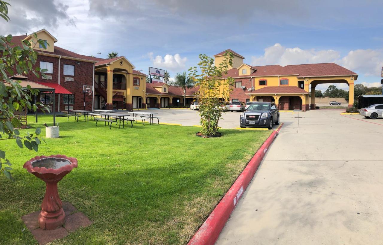 Raintree Inn And Suites Houston Bagian luar foto